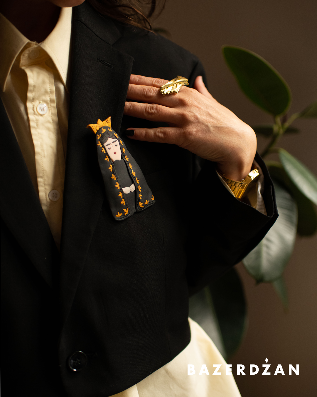 Handmade Brooch Queen Katarina by Kotka