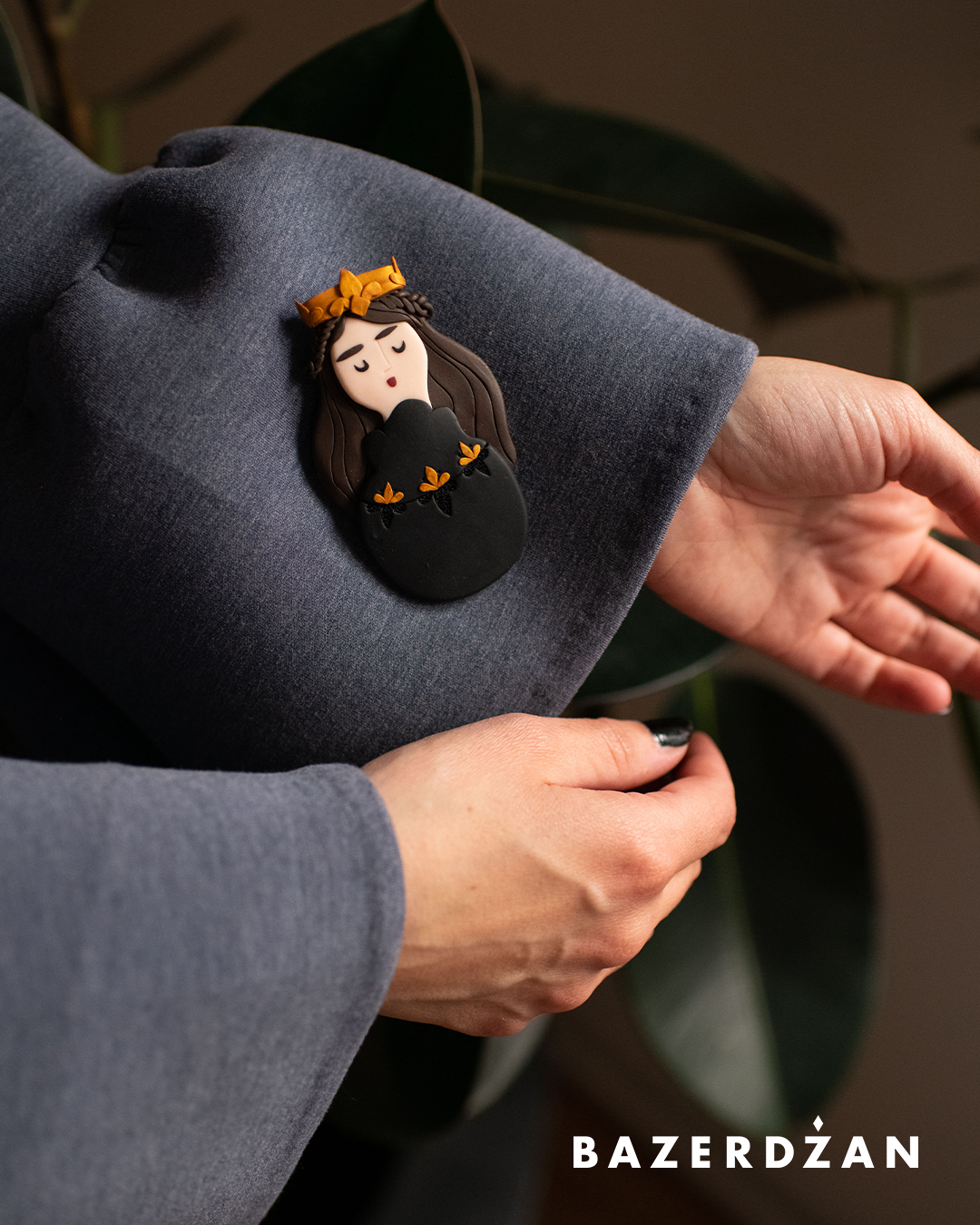 Handmade Brooch Queen Katarina by Kotka