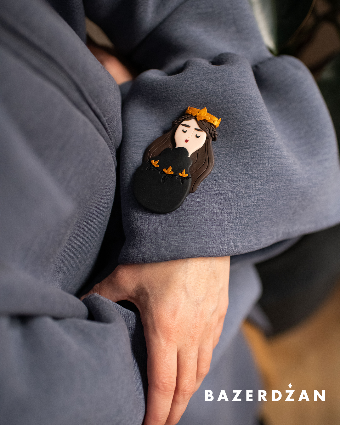 Handmade Brooch Queen Katarina by Kotka