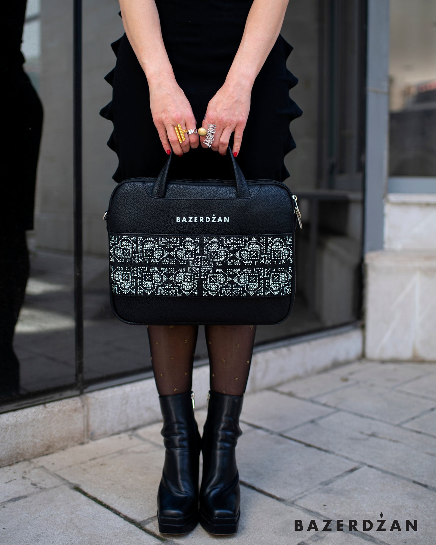 Zmijanje Embroidery Illustrated Bag, pink