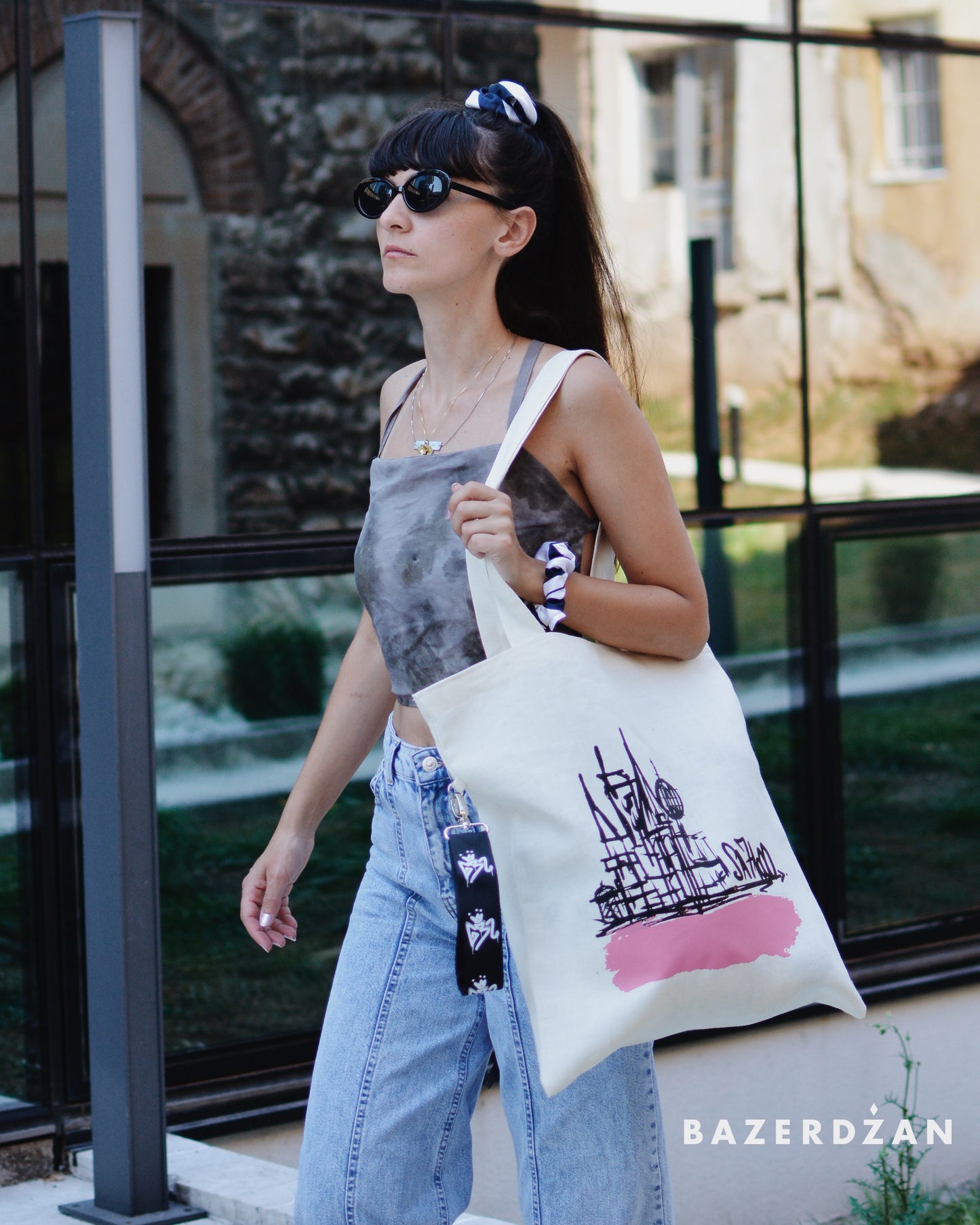 SA7100 Tote Bag - Bazerdzan
