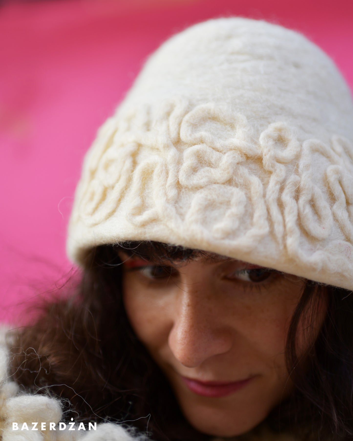 Felted woolen hat, natural white