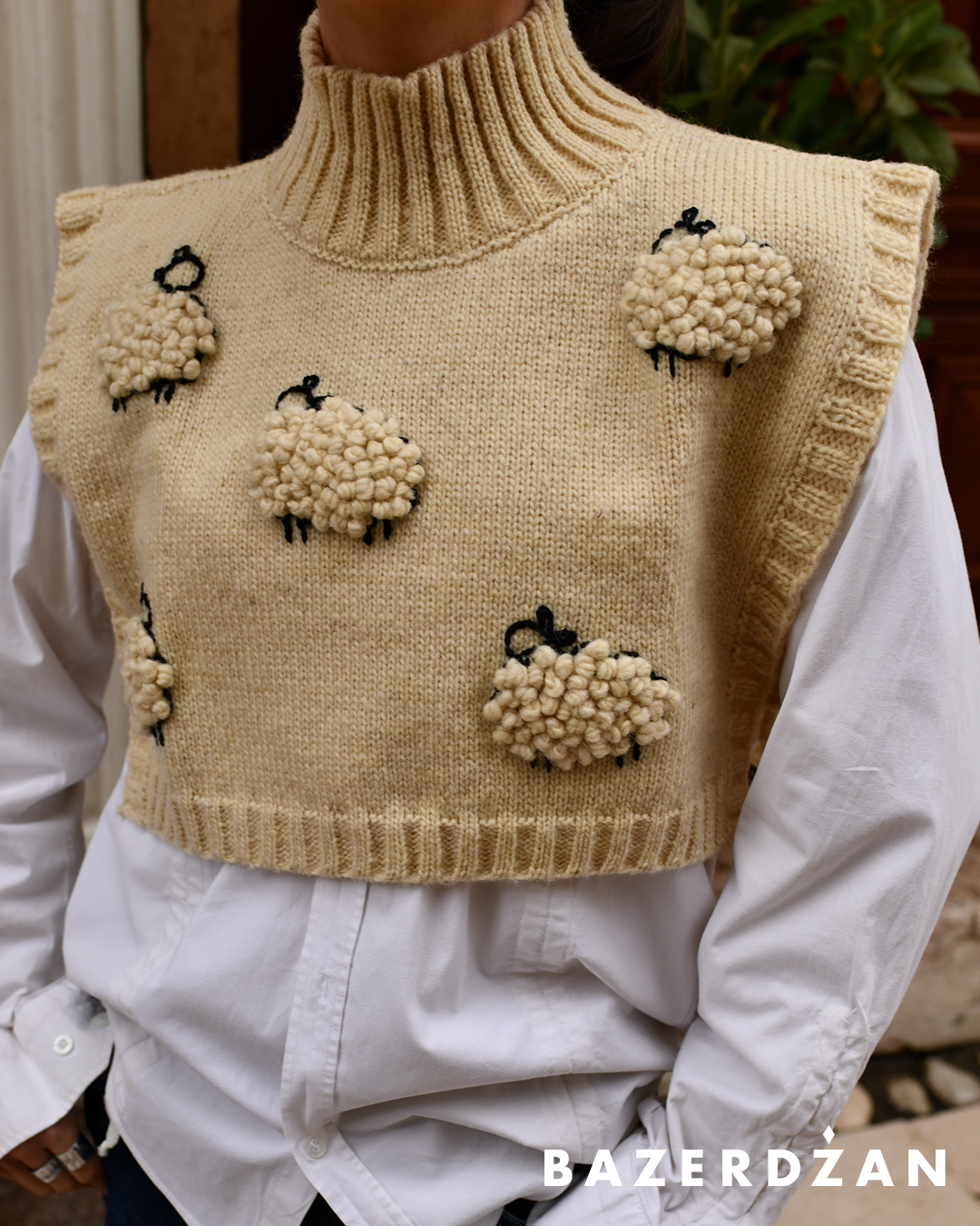 Woolen Sheep Cropped Vest