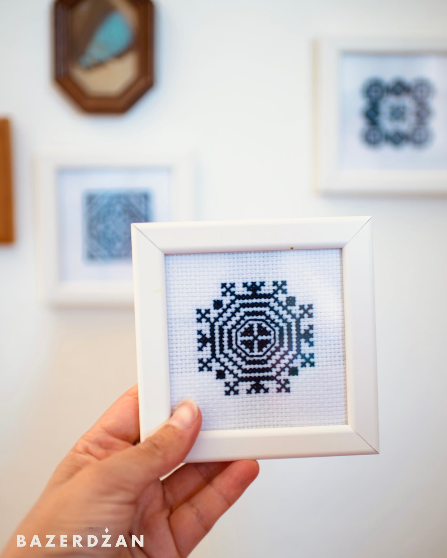 Zmijanje Embroidery framed, mini