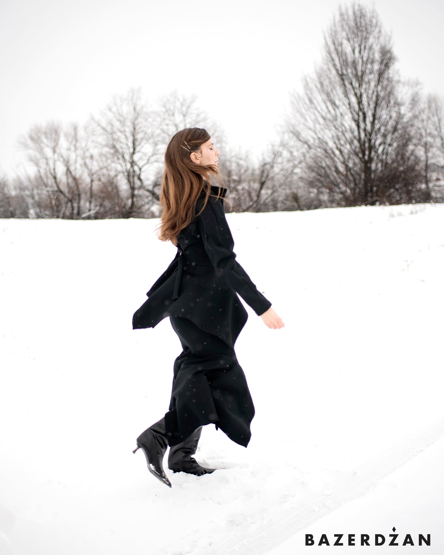 VATRA skirt in black